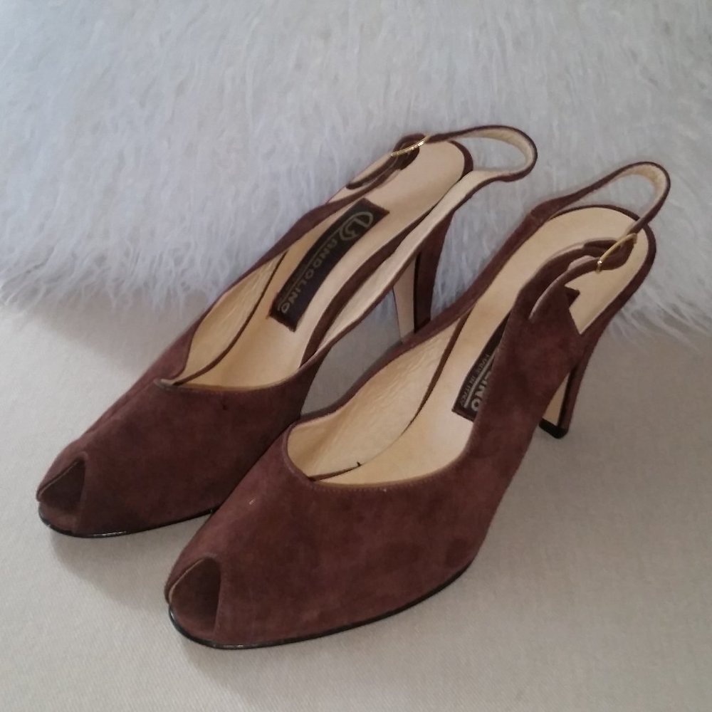Bandolino brown suede peep toe heels NWT